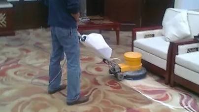 地毯清洗,办公室地毯清洗保养方法!
